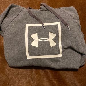 Gray Under Armor Sweatshirt